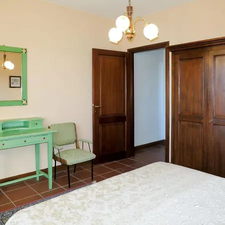 Dom wakacyjny Locazione Turistica Il Monte-2 *